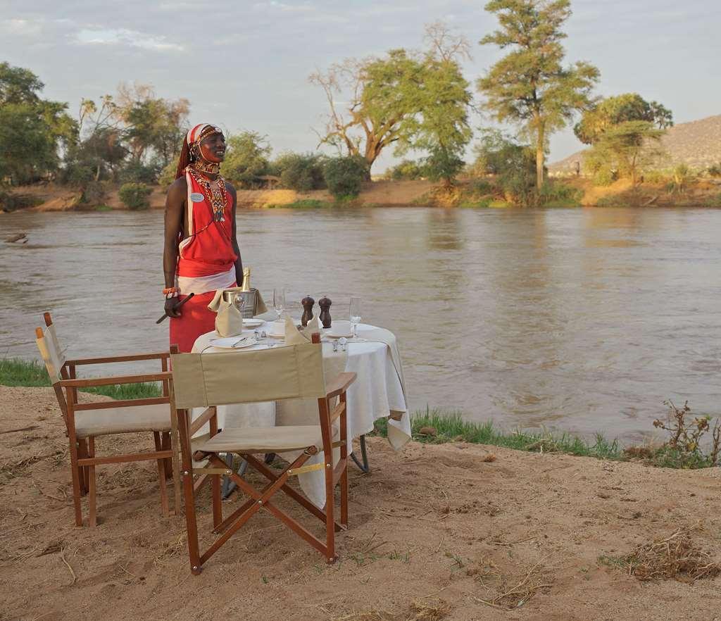 Hotel Ashnil Samburu Camp Restaurant photo