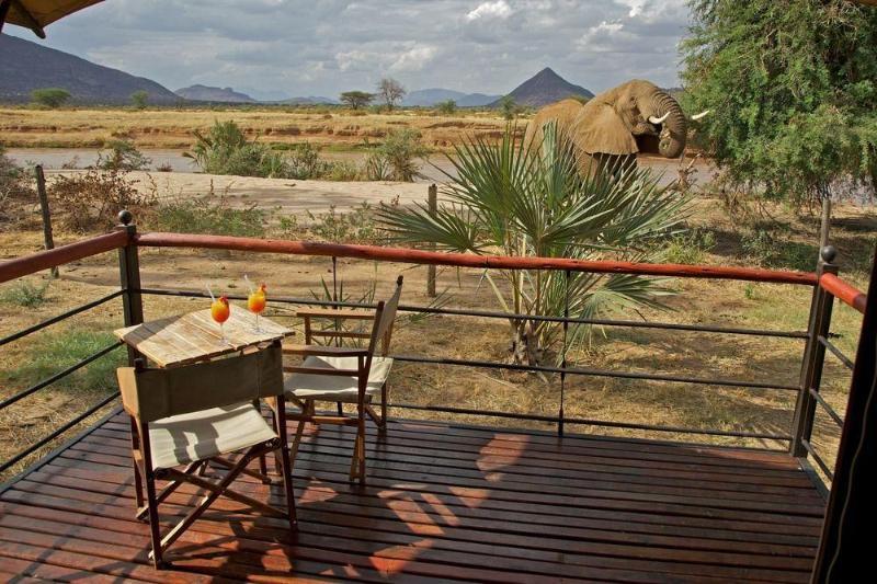Hotel Ashnil Samburu Camp Extérieur photo